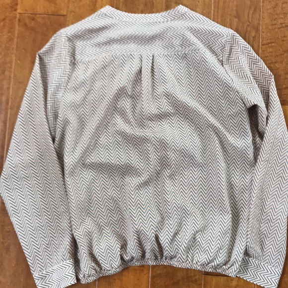 Limited blouse! - Picture 6 of 6